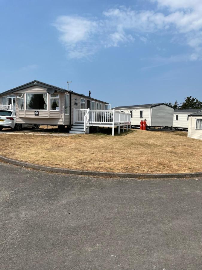 Beautiful Caravan In Trecco Bay! 74 Sycomore ブリジェンド エクステリア 写真